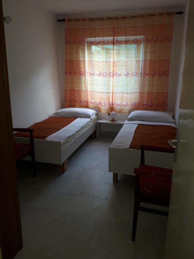 Apartmani Ana Novi V. - Studio Novi Vinodolski Extérieur photo