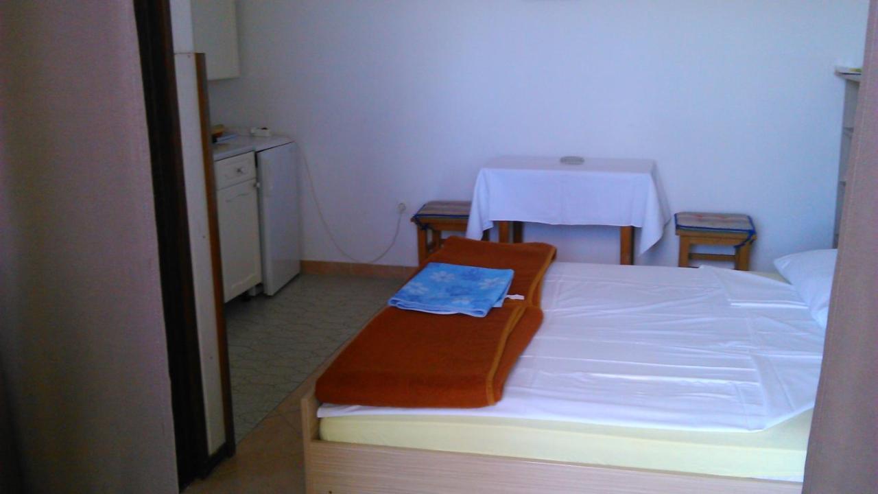 Apartmani Ana Novi V. - Studio Novi Vinodolski Extérieur photo